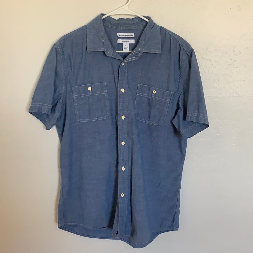 Short Sleeve Button Down Chambray Size Large